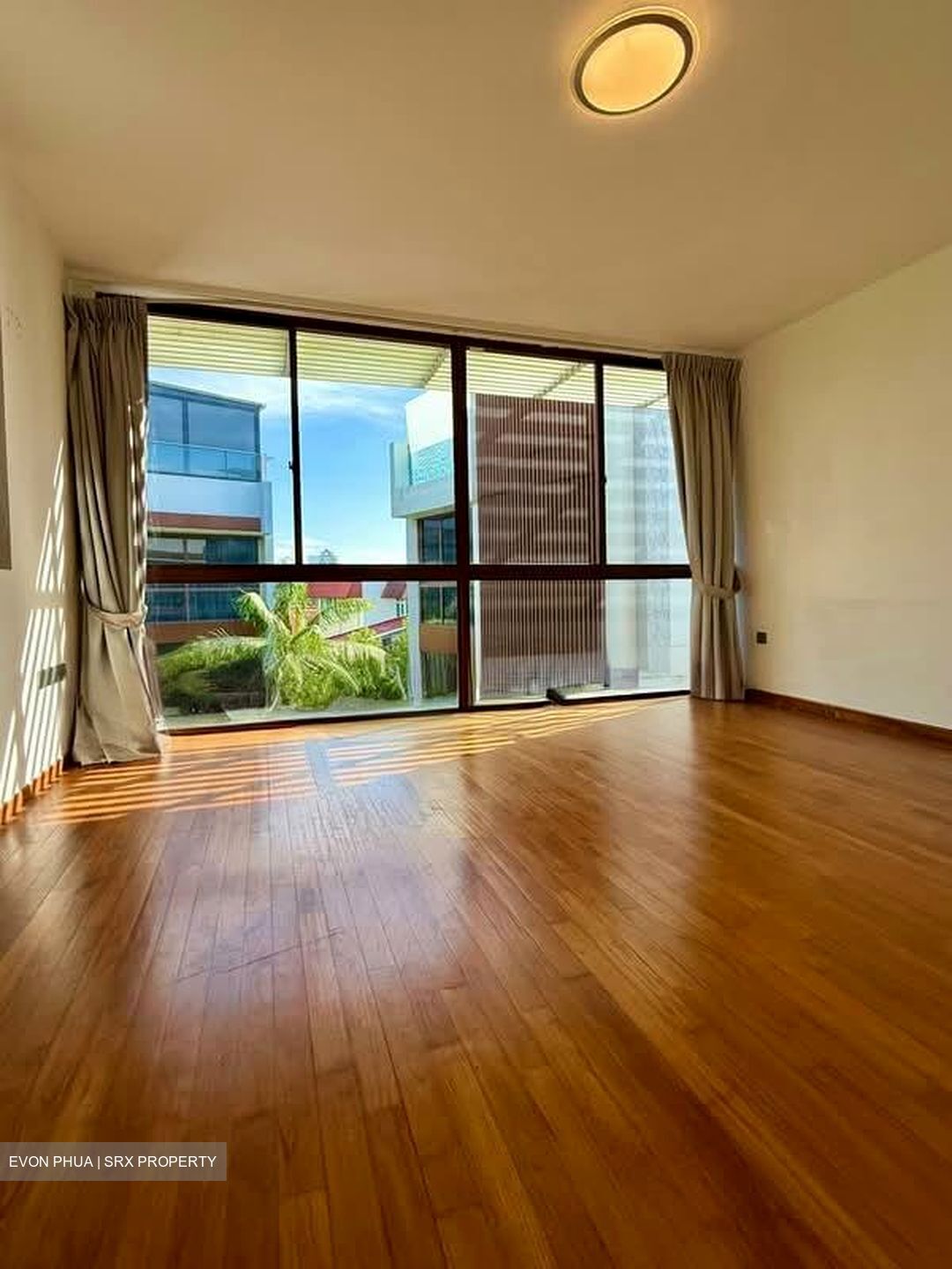 Grace Walk (D19), Terrace #549358341